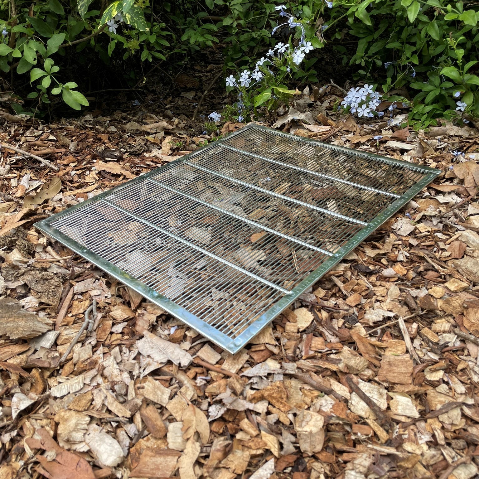10 Frame Metal Queen Excluder – 510 x 410mm - Image 6